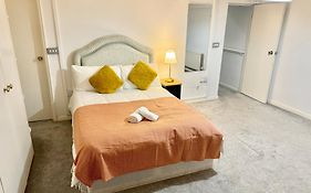 Central London Private Bedrooms In Finsbury Park Station